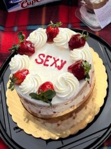 Sexy Cake